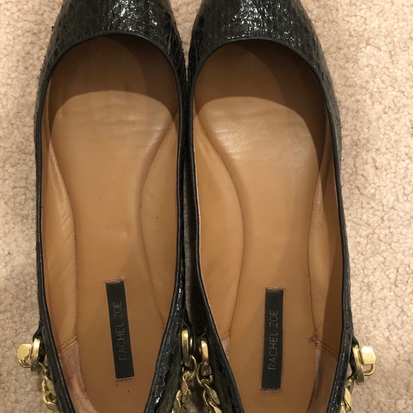 Rachel Zoe black snakeskin flats with gold chain - Picture 3 of 4